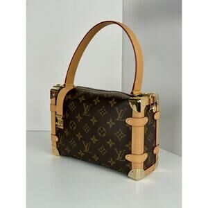 Louis Vuitton Side Trunk Women's Shoulder Bag in Brown Leather Monogram